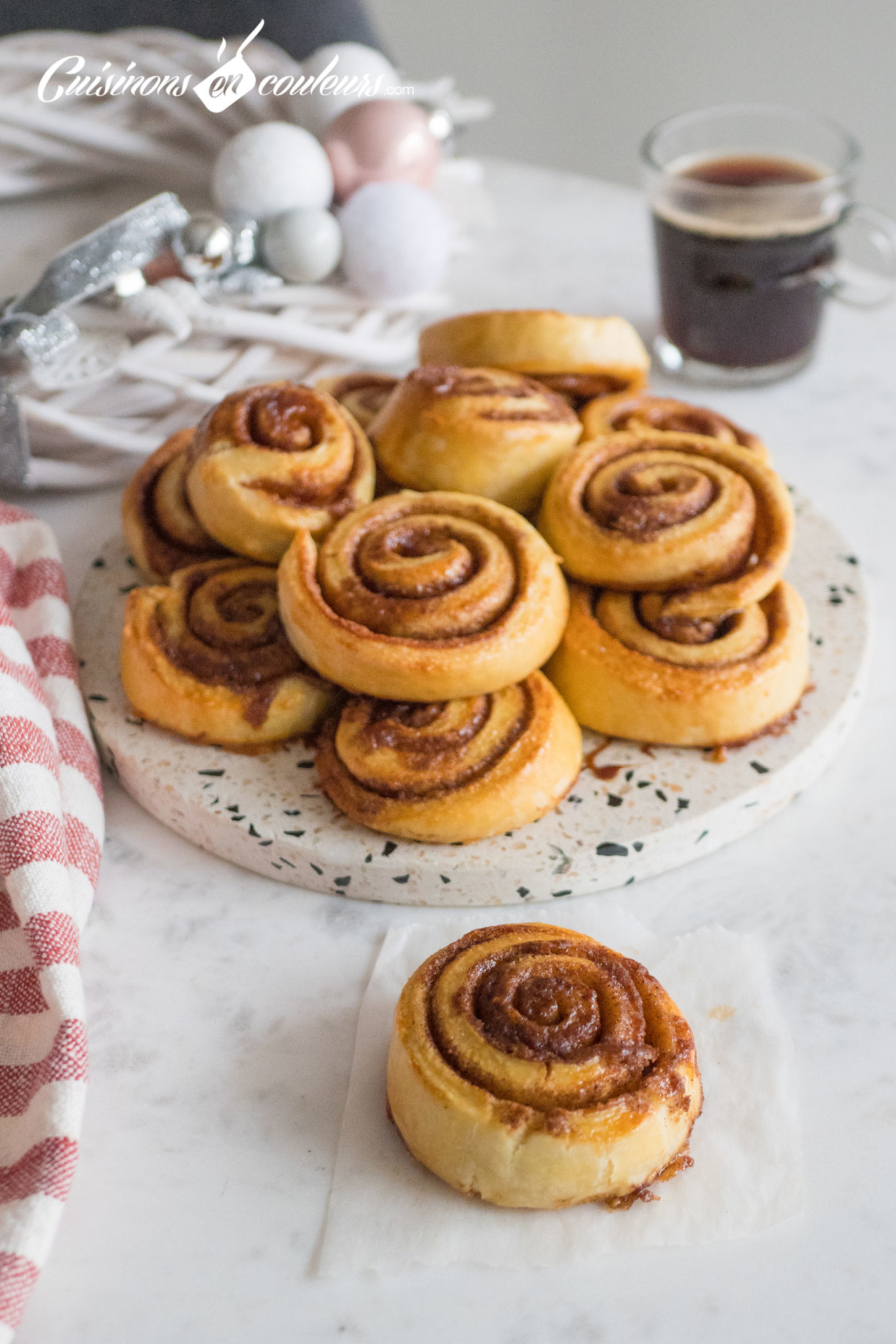 Roulés à la cannelle Cuisinons En Couleurs