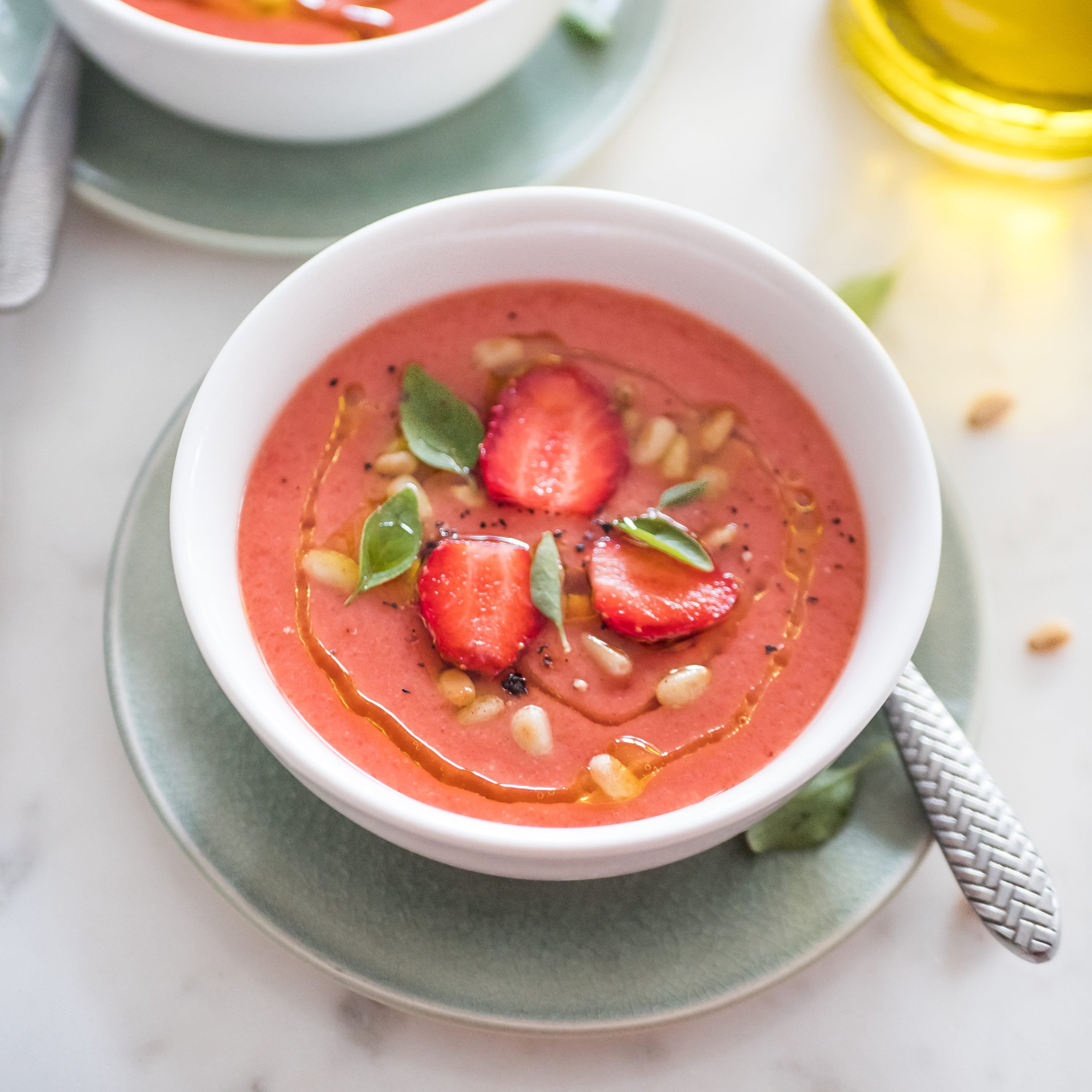 Recette soupe glacée de tomates au basilic - Marie Claire